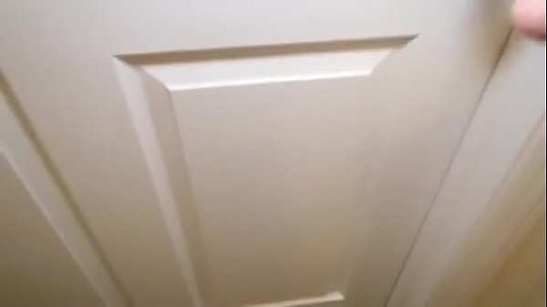 Follo a mi padrastro para dormir vídeo completo http://raboninco.com/1kJsN