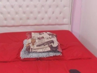 ?, crazyhotcata ? nude live sex video chat