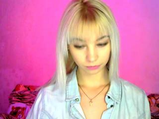 hollyqtreat nude live sex video chat
