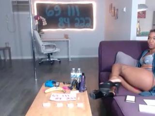 khamiyarose nude live sex video chat