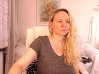 LauraSky nude live sex video chat
