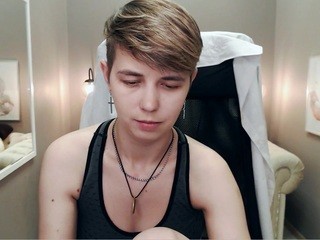 Lisa, ? nude live sex video chat