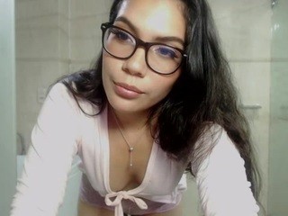 nadinetaylor nude live sex video chat