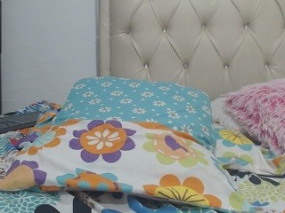 Nahomy, ? nude live sex video chat