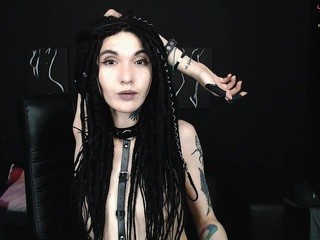 nickeyraay nude live sex video chat