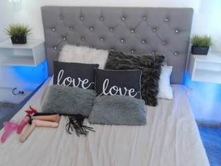 Sophia Grey nude live sex video chat