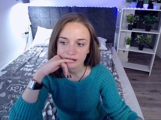 cutie-kira nude live sex video chat