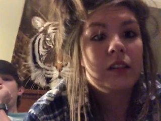 jizzyunitmmmmm nude live sex video chat