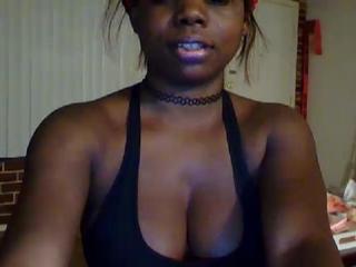 Kreamykarlie nude live sex video chat