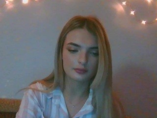 lucysuee nude live sex video chat
