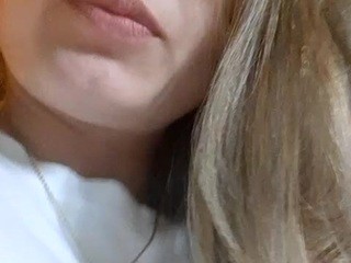 ElizabethSuan nude live sex video chat