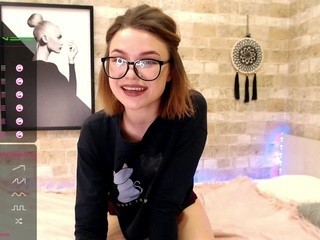 crownalika nude live sex video chat