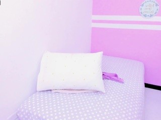 Ella Milano, ? nude live sex video chat
