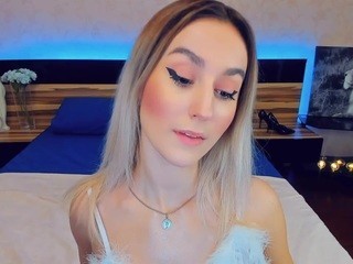 ?, Violetta nude live sex video chat