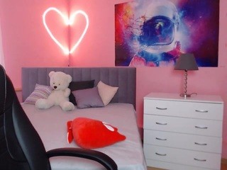 femmefatale19 nude live sex video chat