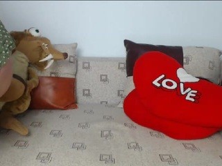 LoraHill nude live sex video chat