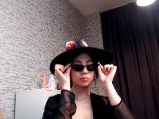 Nanory Baby Peach nude live sex video chat