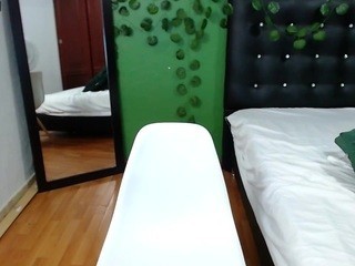 nympho-sitter nude live sex video chat