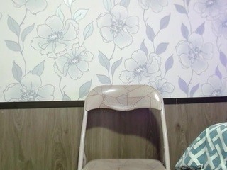 ariiana-litle nude live sex video chat