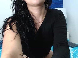 giaqueen nude live sex video chat