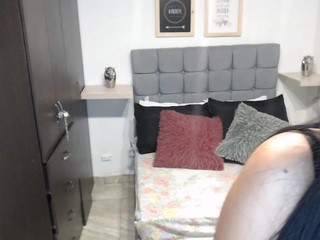 lilypools nude live sex video chat