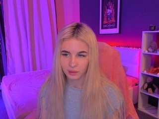 lylya-toxic nude live sex video chat