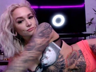 SpaceInVayda nude live sex video chat
