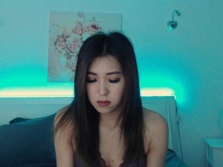 akikomori nude live sex video chat
