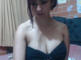 Anniieclark nude live sex video chat