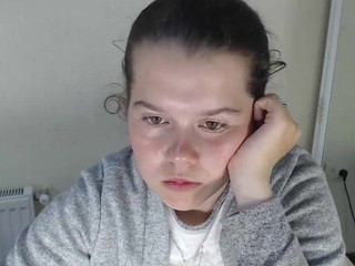 Girl-Smile nude live sex video chat