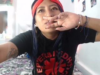 luisa16x nude live sex video chat