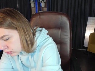 CharisAuman nude live sex video chat