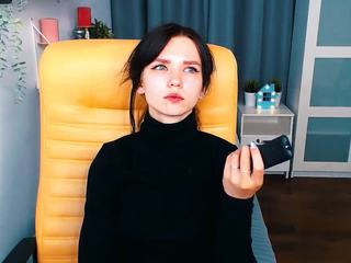 LeahFrade nude live sex video chat