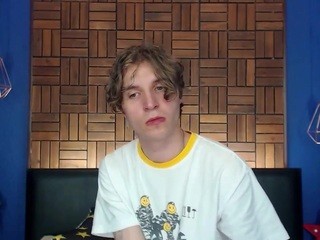 LiamPresley nude live sex video chat
