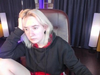 RileyHarmon nude live sex video chat