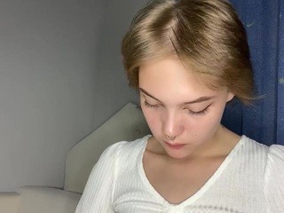 sweet-kitty18 nude live sex video chat