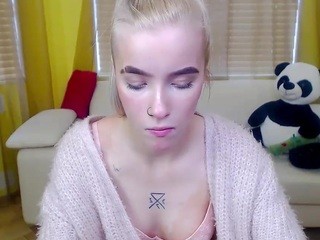 yourbabykira nude live sex video chat