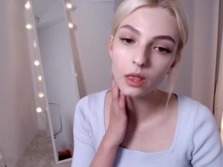 AnnaPolina18 nude live sex video chat