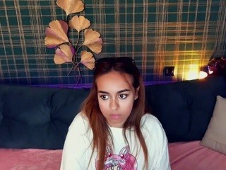 MonnaMee nude live sex video chat