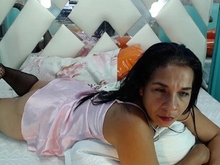 scarlet-mora nude live sex video chat