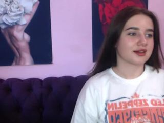 Alanna-Burns nude live sex video chat