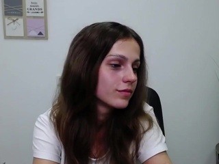 BeverlyBestie nude live sex video chat