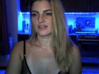 emmiesweetscandy nude live sex video chat