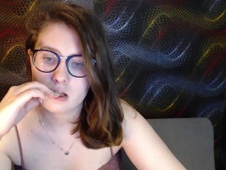 emyteeen nude live sex video chat