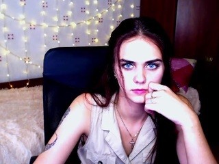 Mari-Bell nude live sex video chat