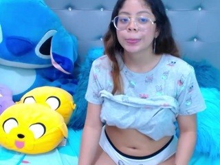 MIACOLLIINS nude live sex video chat