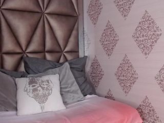 sophie-smitth nude live sex video chat