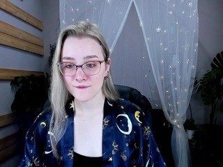 Alaiza nude live sex video chat