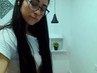 Crystaltyler nude live sex video chat