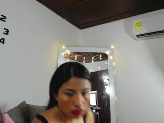 EmilyCoy nude live sex video chat